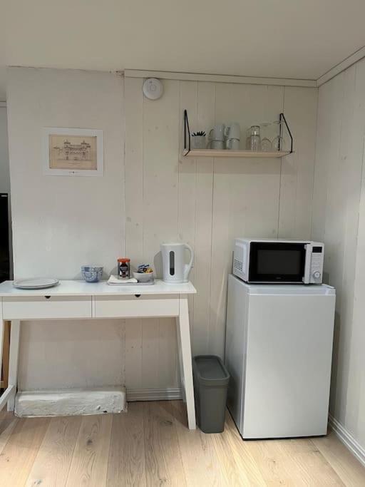 Appartamento Hybel Med Bad Egersund Esterno foto